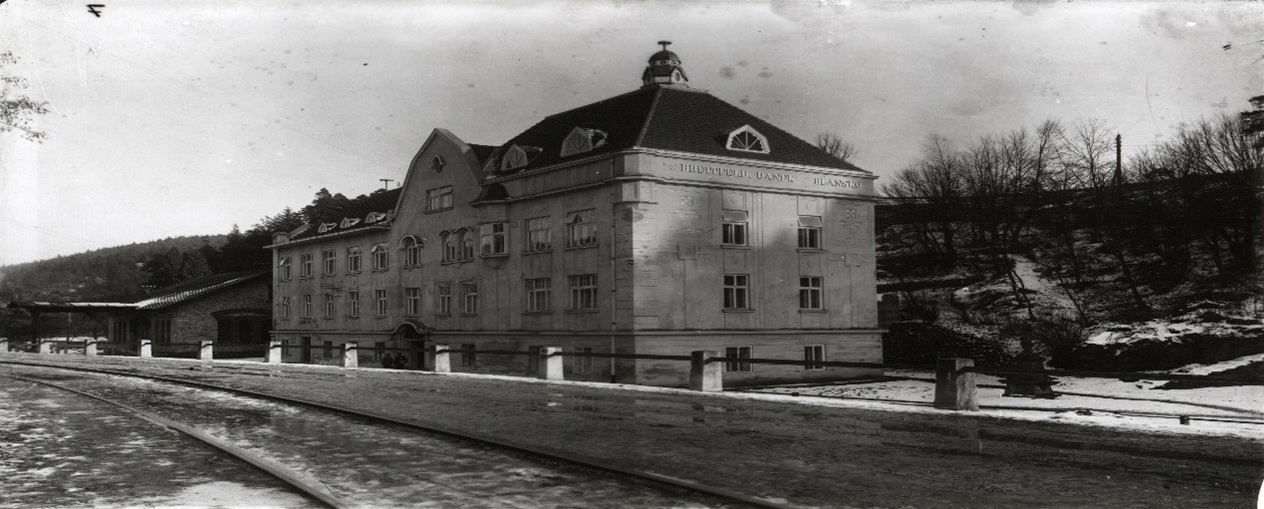 historicka-administrativni-budova